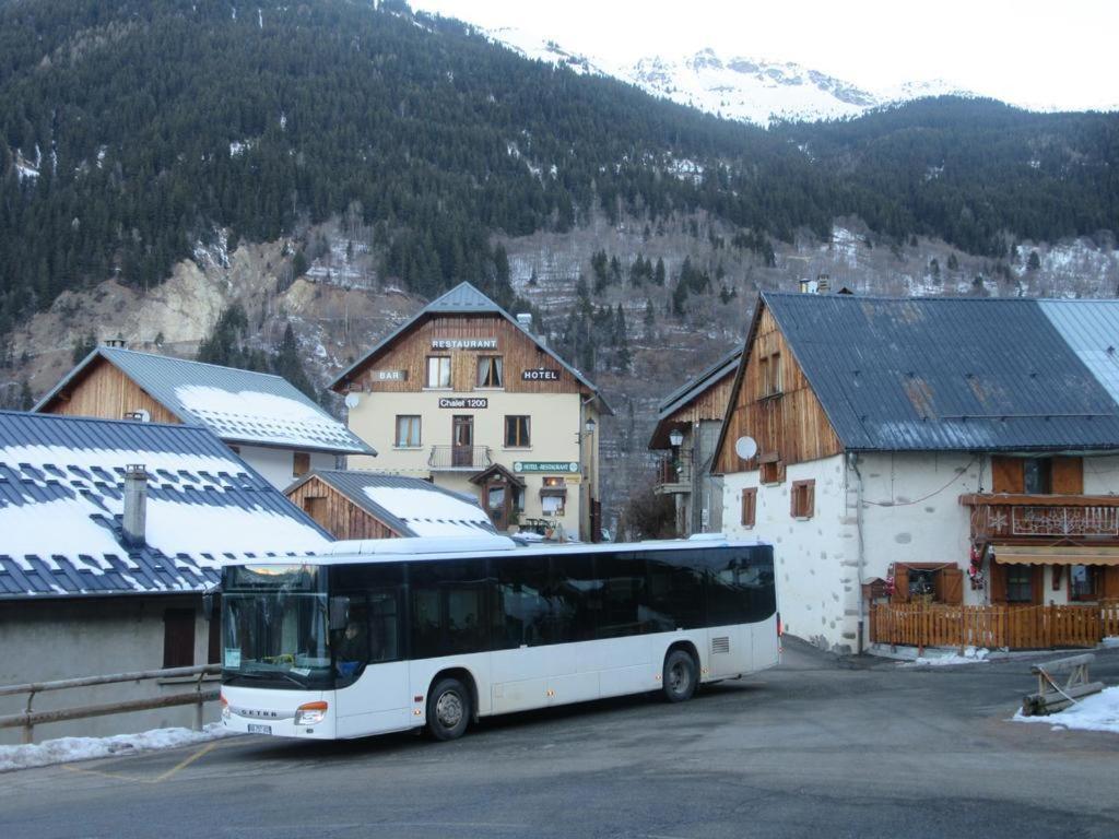 Chalet 1200 Saint-François-Longchamp Exteriör bild